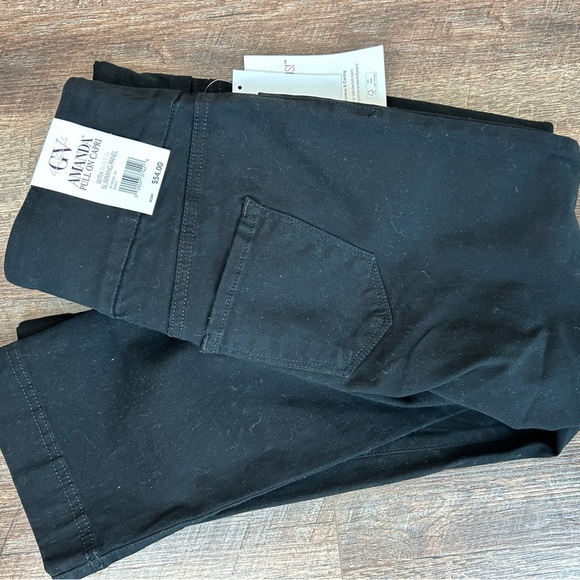 Black Pull on pants - Picture 5 of 5